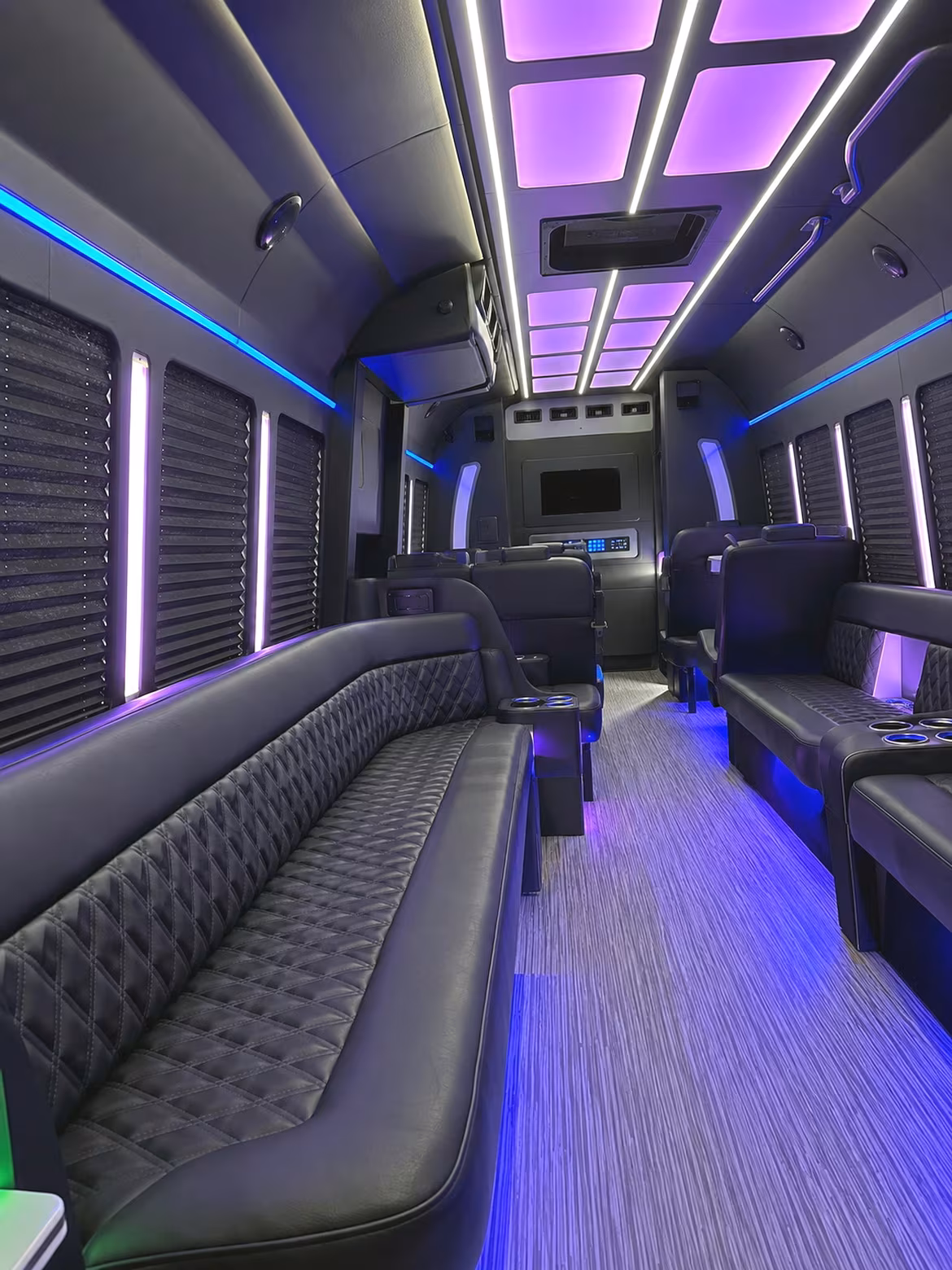 Rent a Bus to Seattle-Tacoma International Airport