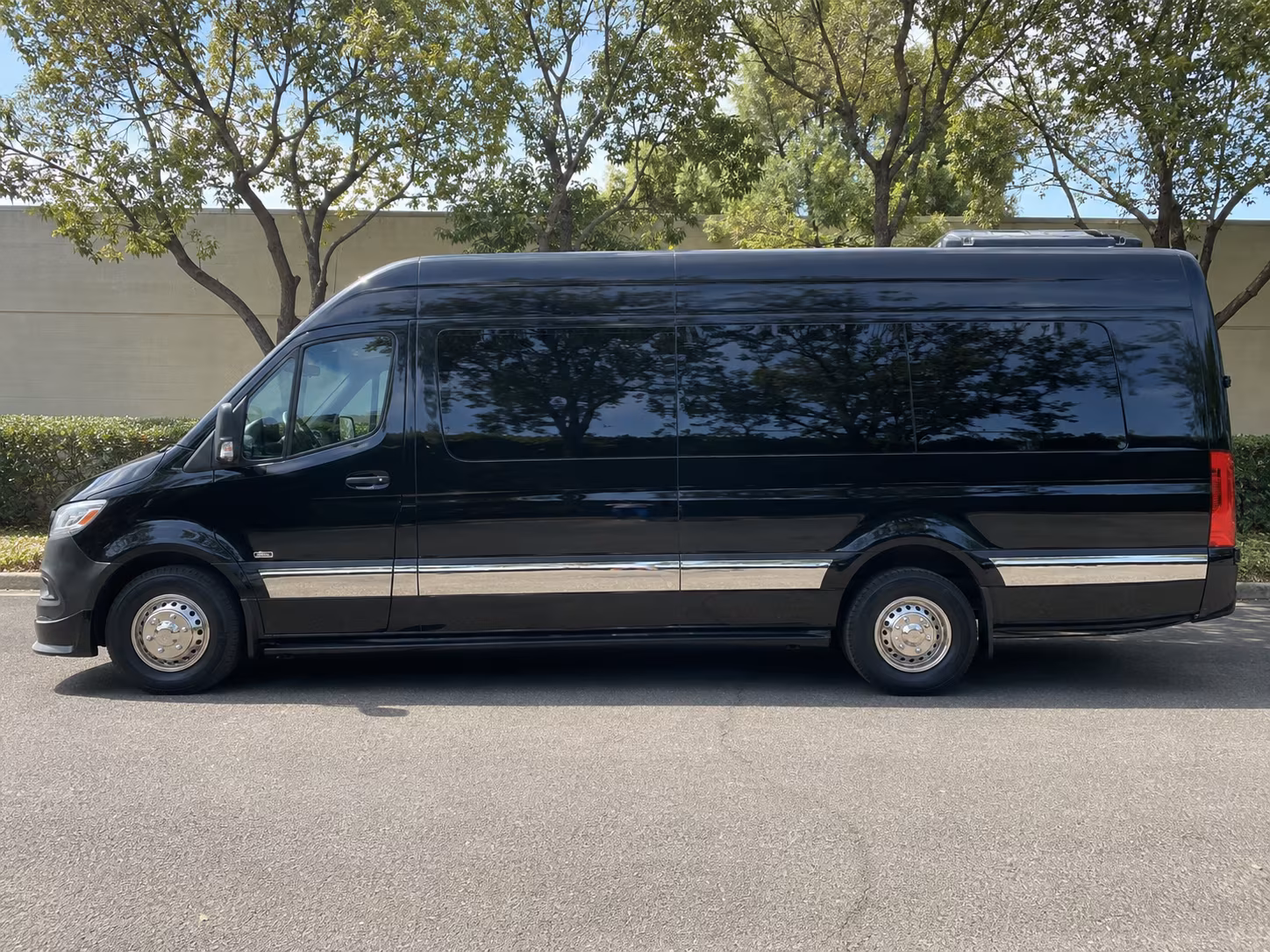 Auburn Wedding Transportation & Shuttle Service