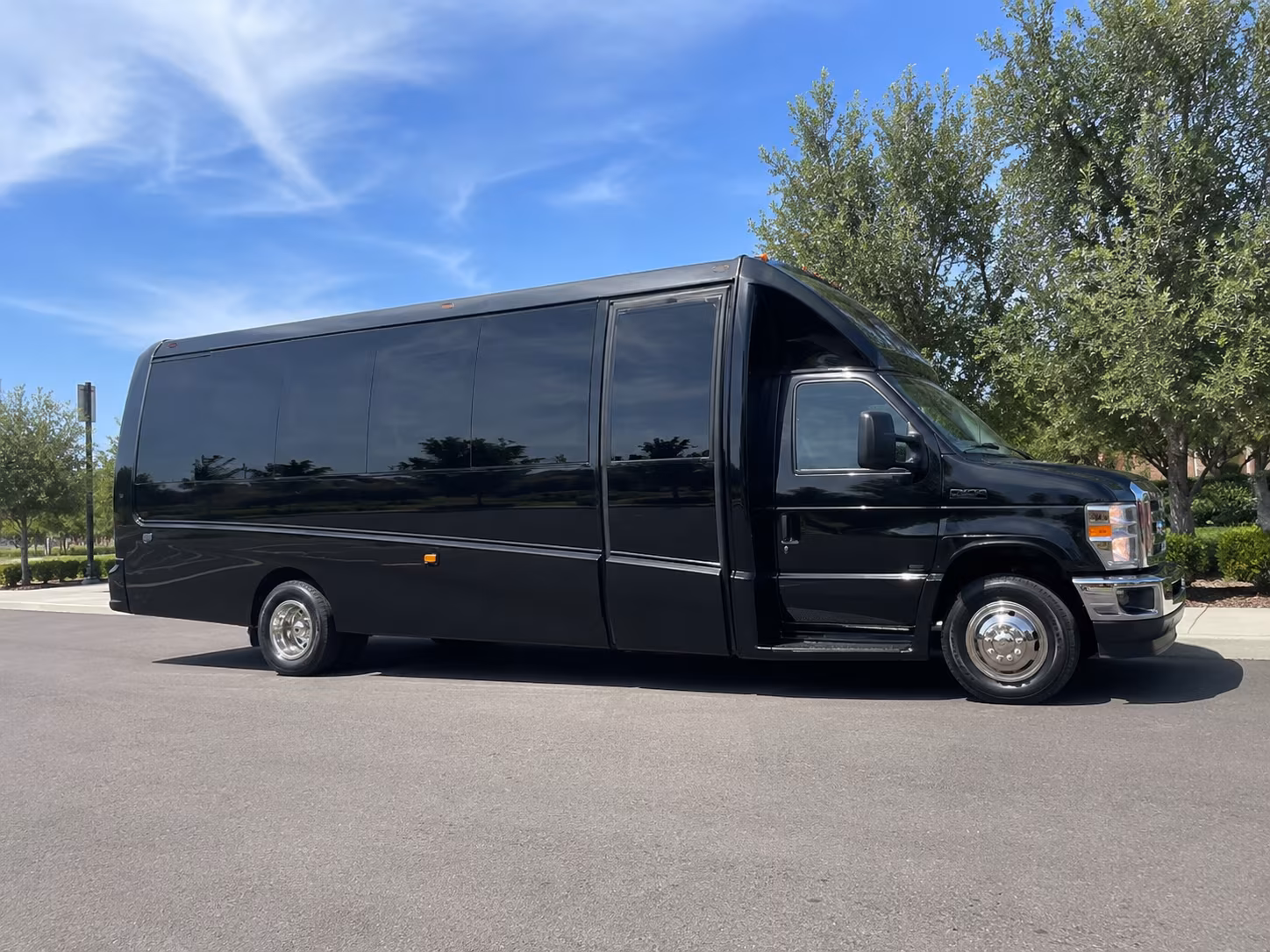 Kirkland Airport Shuttles & Transportation
