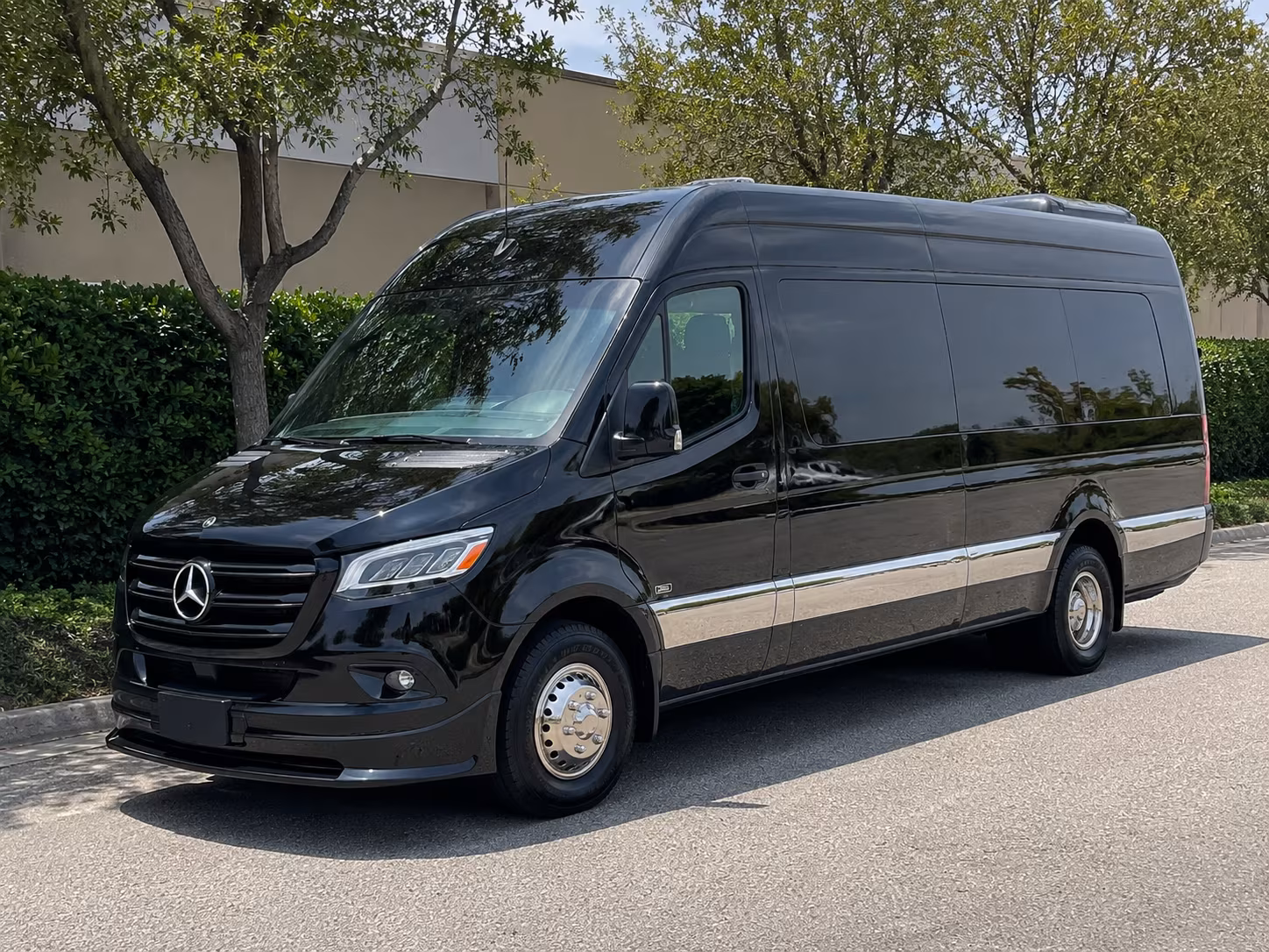 Kirkland Wedding Transportation & Shuttle Service