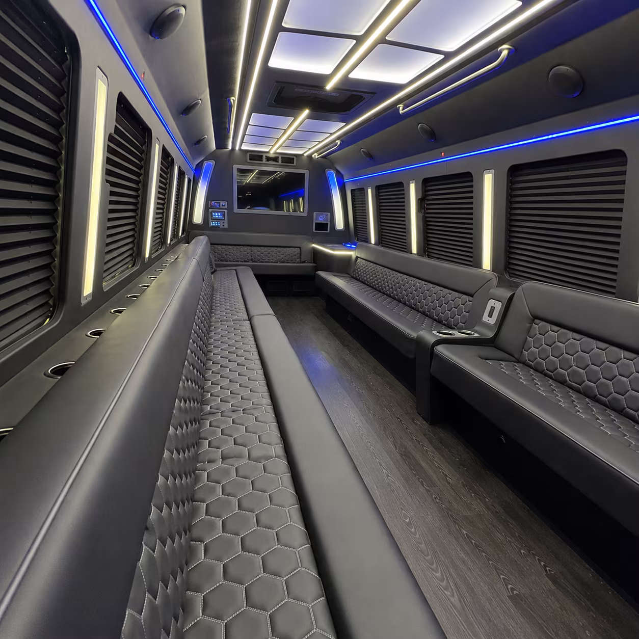 Renton Birthday, Sweet 16, & Quinceañera Transportation onboard seating