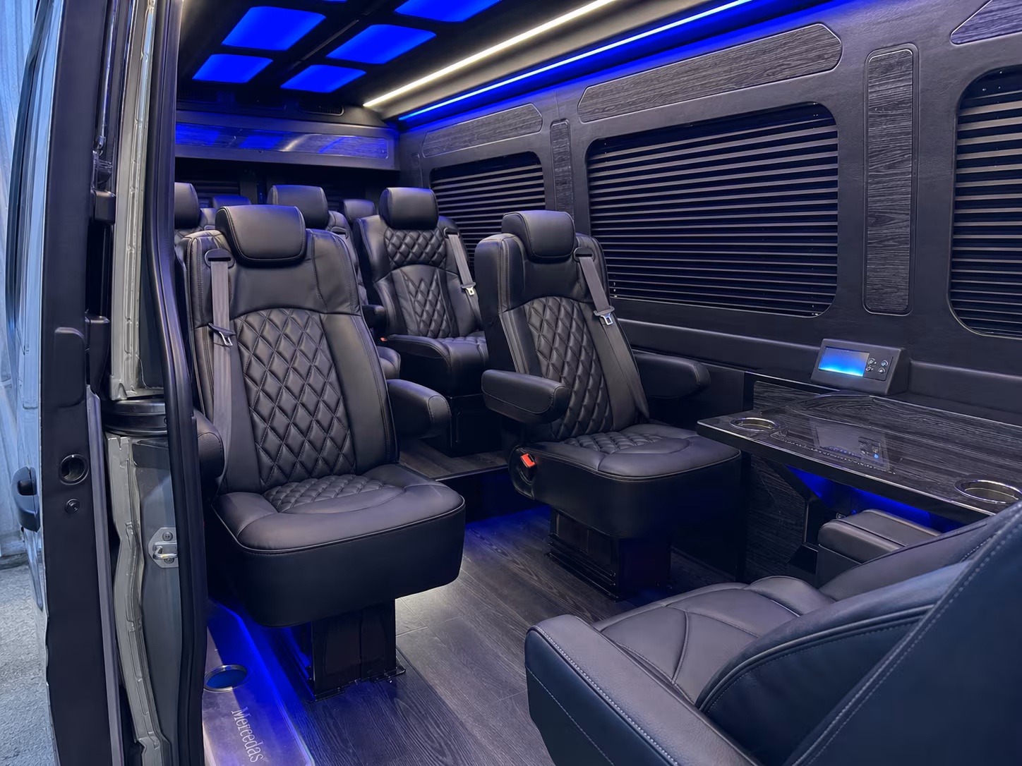 Tacoma Wedding Transportation & Shuttle Service